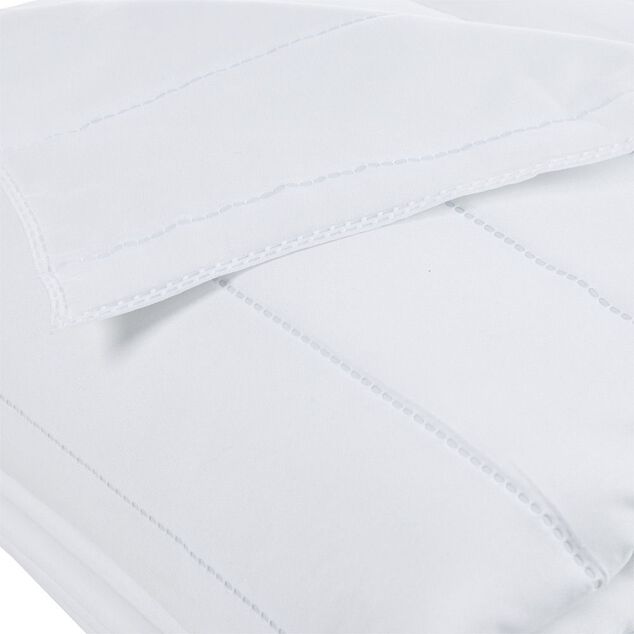 Couette l&eacute;g&egrave;re 1 personne 140x200cm