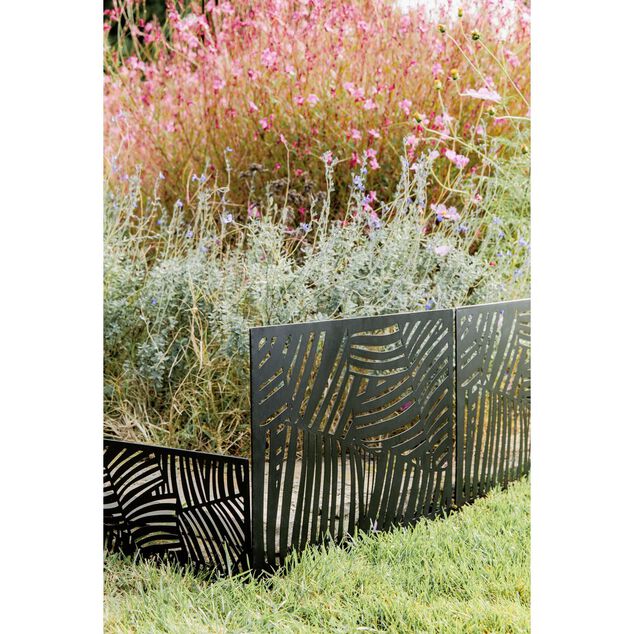 Bordure de jardin m&eacute;tal design feuillage ajour&eacute; noir 50xH20 cm