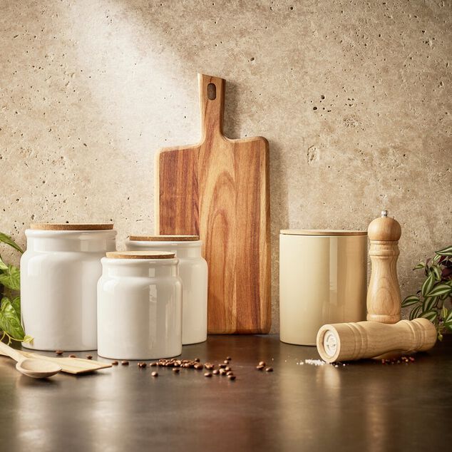 Planche &agrave; d&eacute;couper en bois d'acacia 45x20x1,5cm