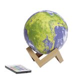 Lampe mappemonde socle bois et télécommande Ø15cm