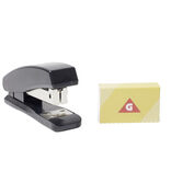 Agrafeuse grise en fer et plastique 11x3xH5cm