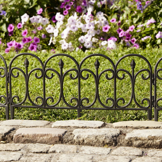 Bordure de jardin x4 plastique style fer forg&eacute; noir 50xH33cm