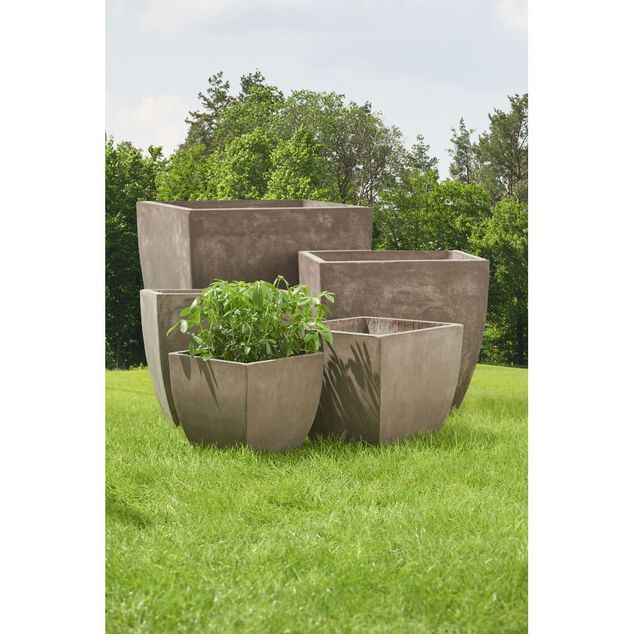 Cache pot fibre d'argile carr&eacute; effet vieilli gris 56x56xH52cm