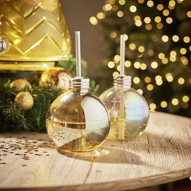 Gobelet en verre forme boule de Noël avec paille