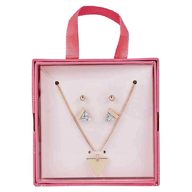 Bo&icirc;te de 5 bijoux dor&eacute;s assortis
