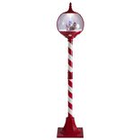 Lampadaire de No&euml;l anim&eacute; et lumineux sc&egrave;ne effet neige rouge et blanc H150cm