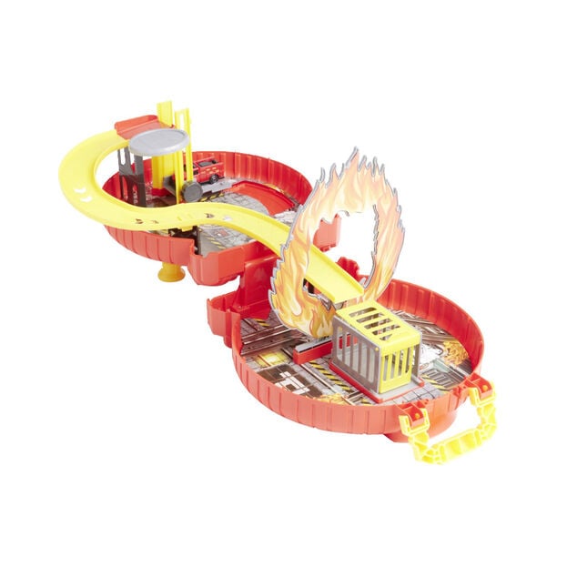 Ensemble garage et son véhicule