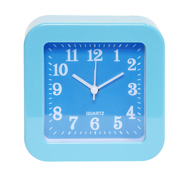 Mini r&eacute;veil analogique &agrave; quartz en plastique avec alarme (4 mod&egrave;les)