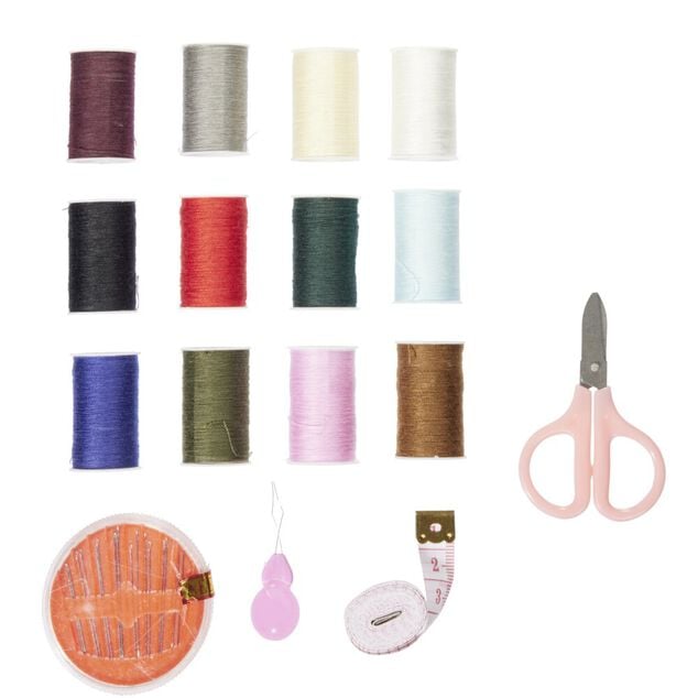 Bo&icirc;te &agrave; couture compl&egrave;te 16 pi&egrave;ces