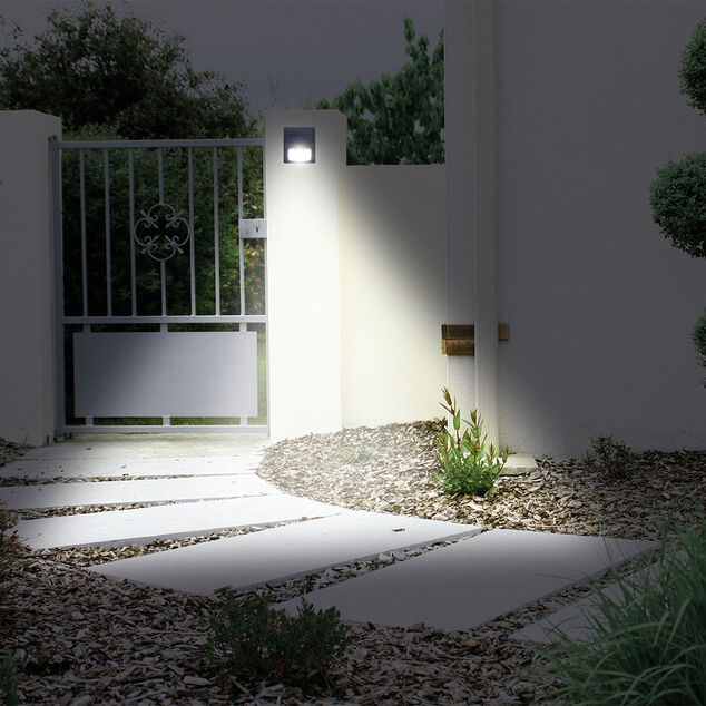 Lampe solaire LED avec d&eacute;tecteur de mouvement 200lms