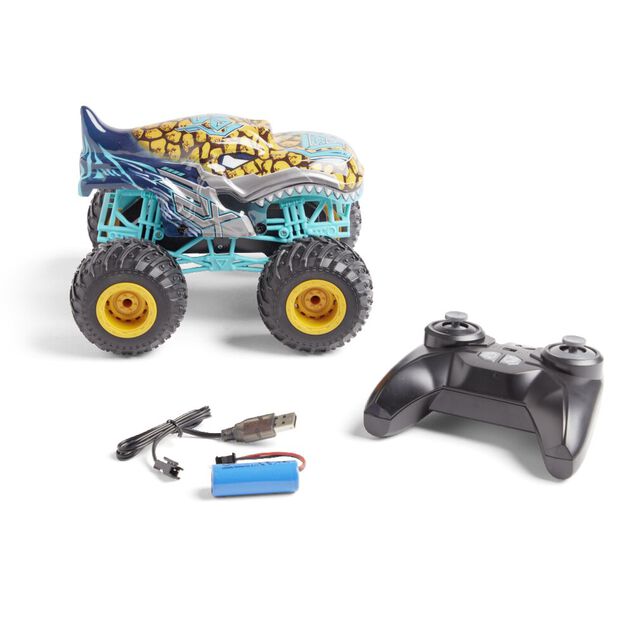 Voiture radiocommandée sonore et lumineuse - 2 modèles