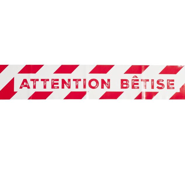 Ruban zone "attention b&eacute;tise" plastique rouge et blanc 5m