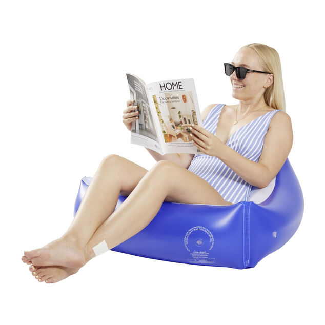 Si&egrave;ge de piscine gonflable forme triangle en plastique bleu 74x74xH25cm
