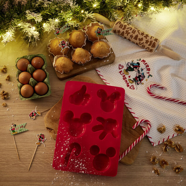 Lot de 18 pics en bambou motif No&euml;l Disney L10,5cm (6 mod&egrave;les)