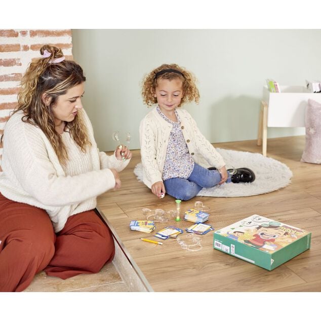 Jeu de soci&eacute;t&eacute; Devine mots Grafix