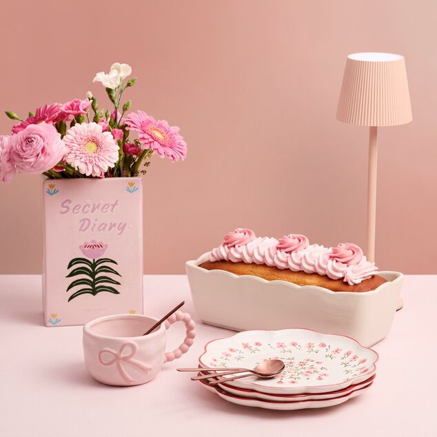 Tasse dolomite motif noeud anse fa&ccedil;on perle blanc et rose &Oslash;10xH7cm