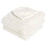 Plaid c&ocirc;tel&eacute; uni ivoire avec dos sherpa 130x160 cm