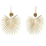 Boucles d'oreilles m&eacute;tal et bois feuille dor&eacute;es L4cm