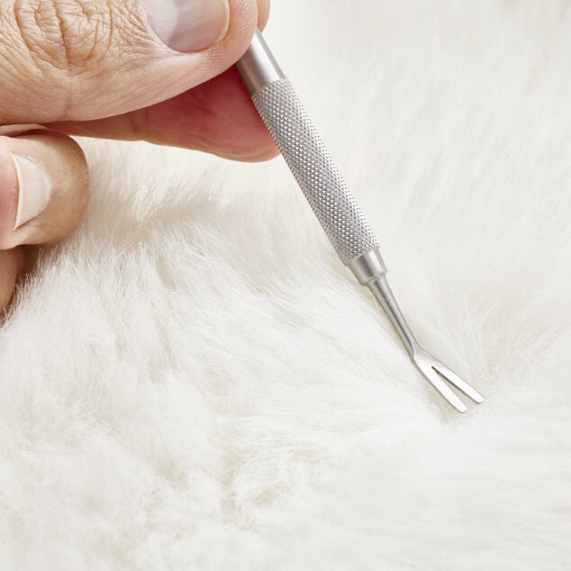 Tire tique en m&eacute;tal L11,8cm