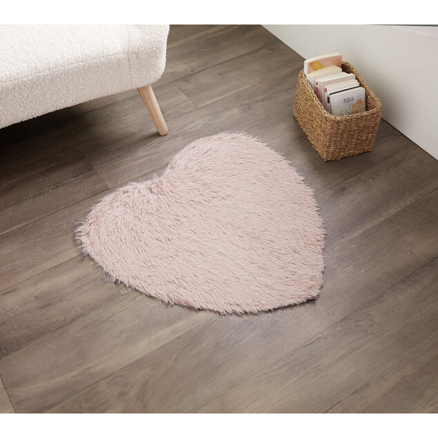 Tapis coeur effet fourrure rose ou beige 60x60cm