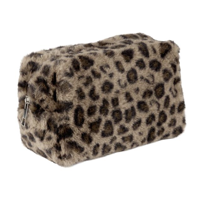 Trousse de toilette fausse fourrure imprim&eacute; l&eacute;opard L20cm (2 mod&egrave;les blanc ou gris)