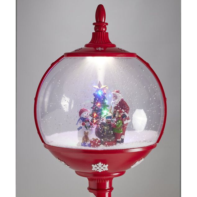 Lampadaire de No&euml;l anim&eacute; et lumineux sc&egrave;ne effet neige rouge et blanc H150cm
