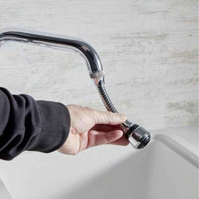 Embout robinet brise-jet flexible