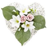 Coeur en rotin + rose artificielle rose blanc H18 cm