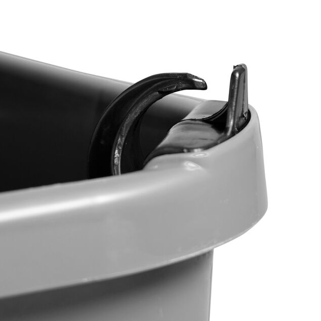 Poubelle plastique gris 45L pédale rétractable 29x38,5xH61cm