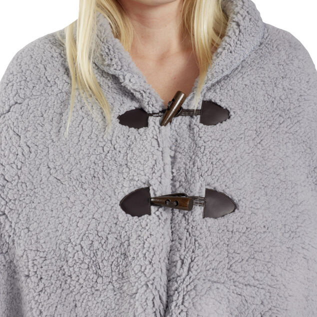 Veste plaid châle moutonné gris 75x150cm avec boutons à brandebourg