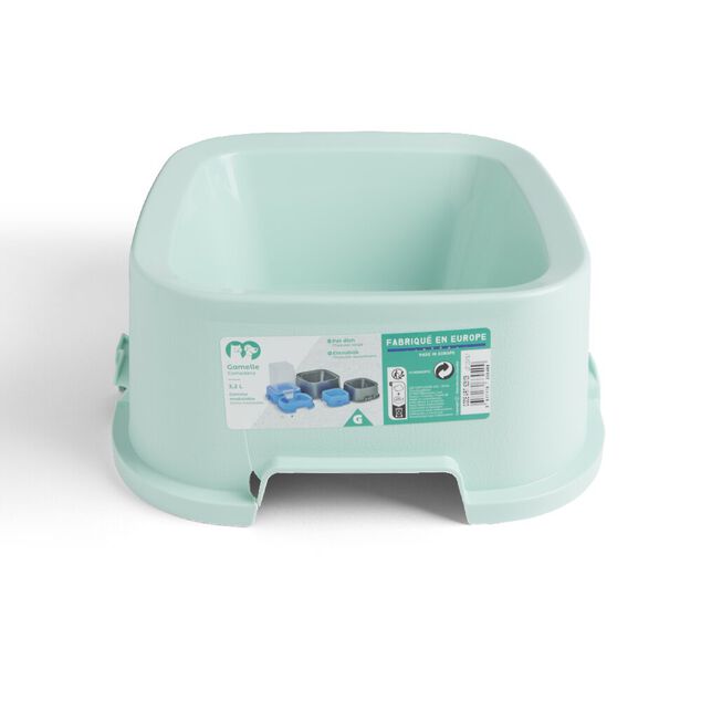 Gamelle carr&eacute;e pour chien plastique vert 3,2L - 29x29xH.12cm