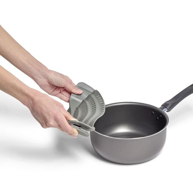Passoire casserole à clips silicone gris