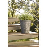 Cache pot motif proven&ccedil;al plastique gris &Oslash;30xH30cm