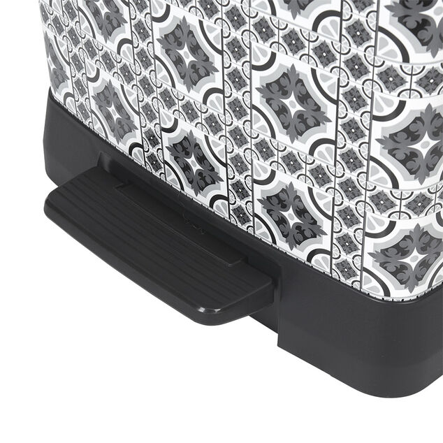 Poubelle &agrave; p&eacute;dale motif carreau de ciment gris et blanc 50 L