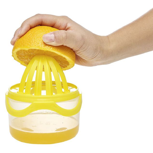 Presse-agrume avec 2 moules à glaçons