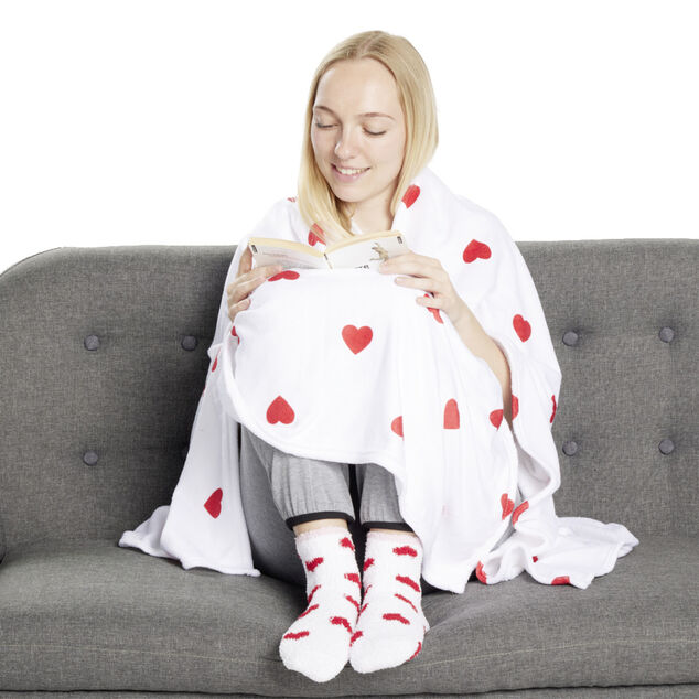 Plaid 130x160cm avec 1 paire de chaussettes fun assortie - 2 modèles