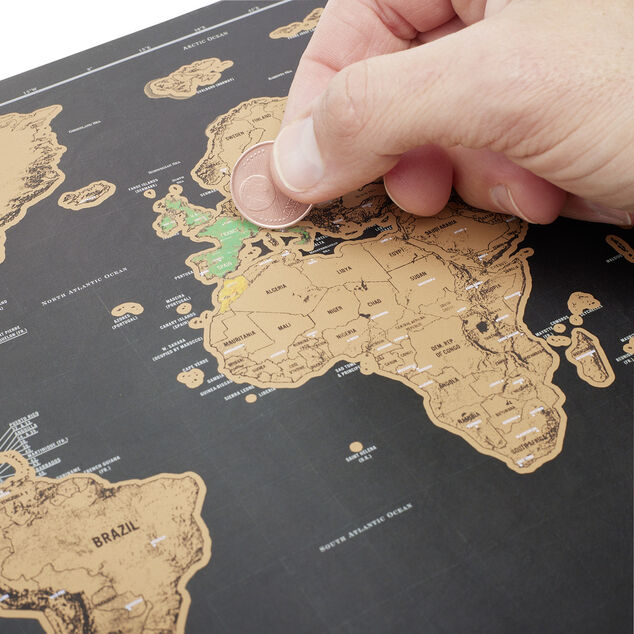 Carte du monde &agrave; gratter en papier 30x60cm