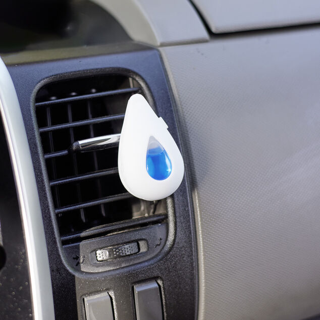 Désodorisant pour voiture forme goutte 2,5ml (3 modèles)