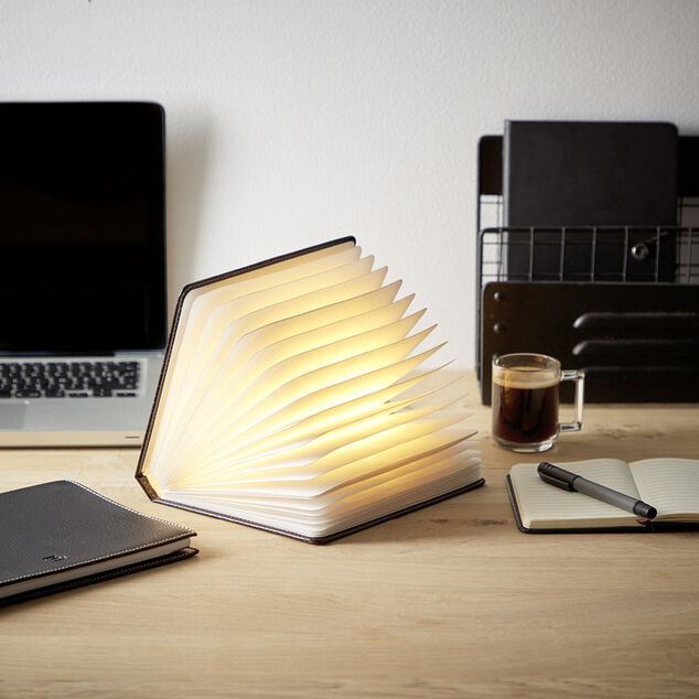 Lampe livre effet cuir marron