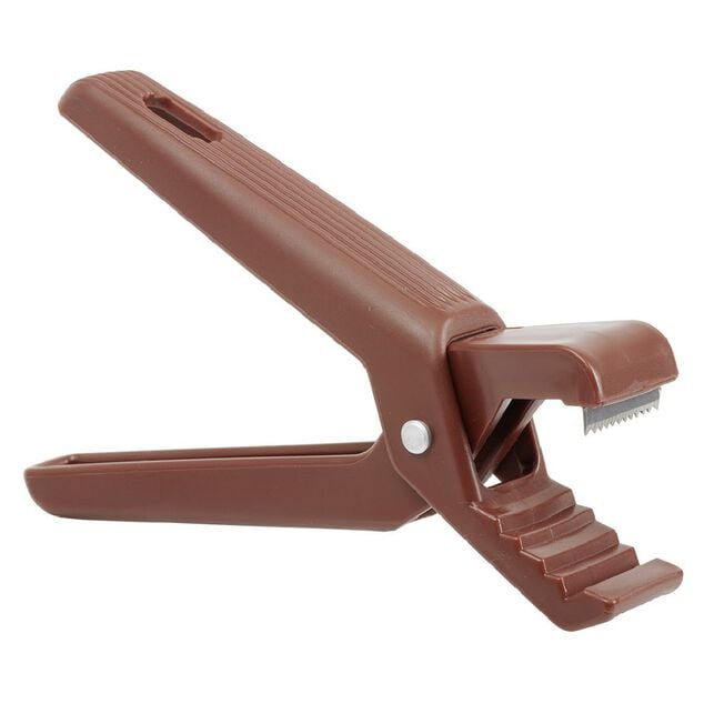 Pince &agrave; marrons lame en acier inoxydable L17cm