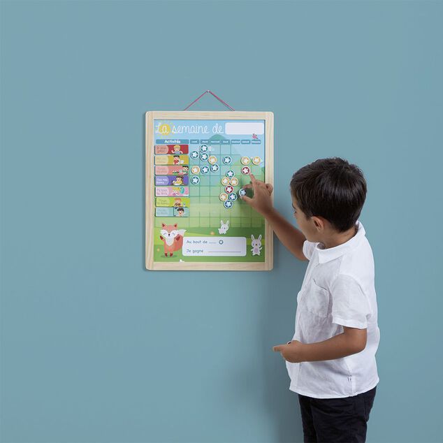 Tableau organisation enfant activit&eacute;s responsabilit&eacute;s en bois