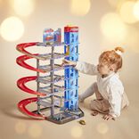 Garage voiture avec pistes de courses.