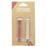 Étiquettes à embosser en simili