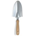 Pelle de jardinage m&eacute;tal manche bois L30cm