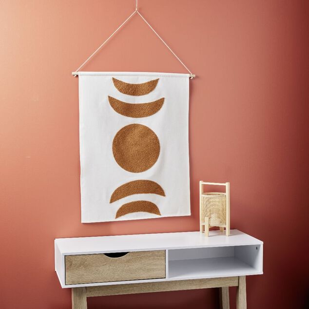 D&eacute;coration murale toile motif lune coton beige et terracotta