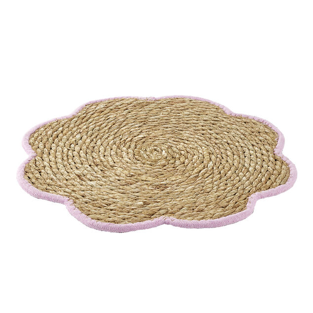 Set de table jonc de mer tress&eacute; et coton forme fleur contour rose &Oslash;38cm