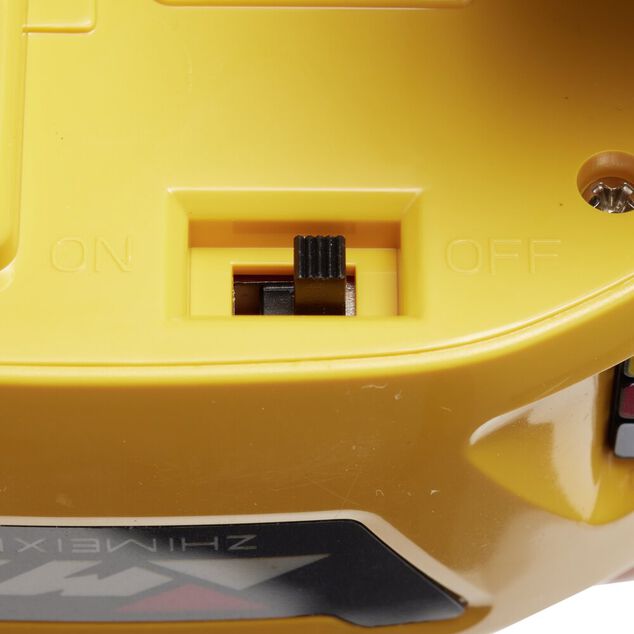 Pelleteuse radiocommandée plastique jaune et noir 32x12xH18cm