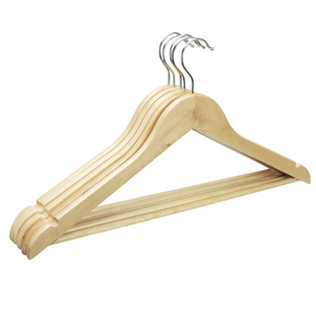 Lot de 5 cintres en bois beige avec crochet m&eacute;tal