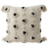 Coussin d&eacute;co tuft&eacute; pompons beige et noir