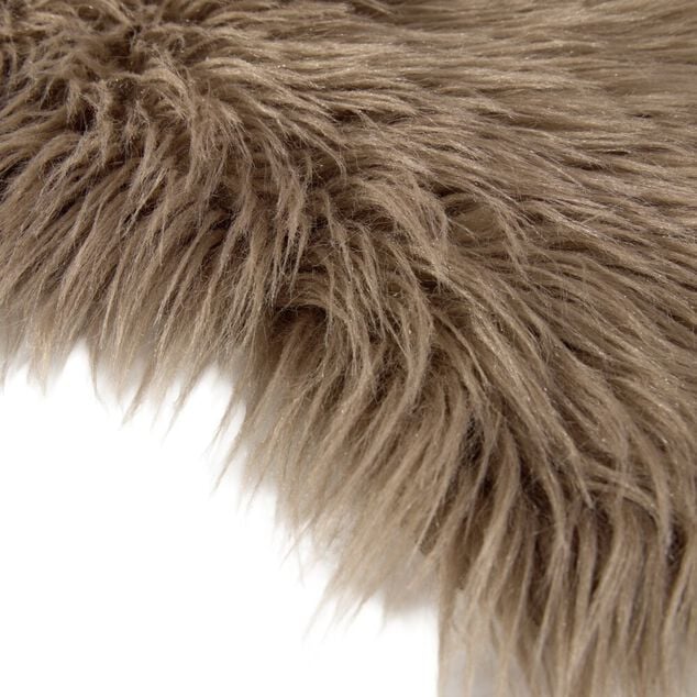 Tapis peau de b&ecirc;te effet fourrure (3 mod&egrave;les)